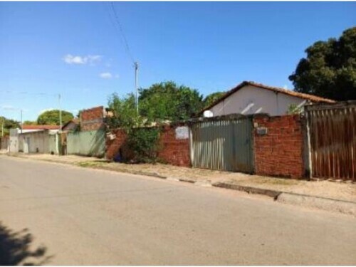 Casa - rutitante - urucuia/mg