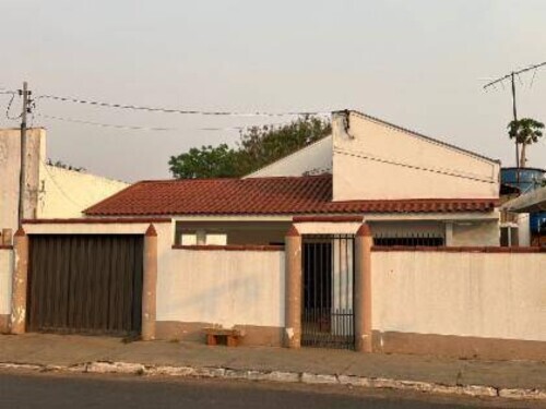 Casa - centro - arenápolis/mt