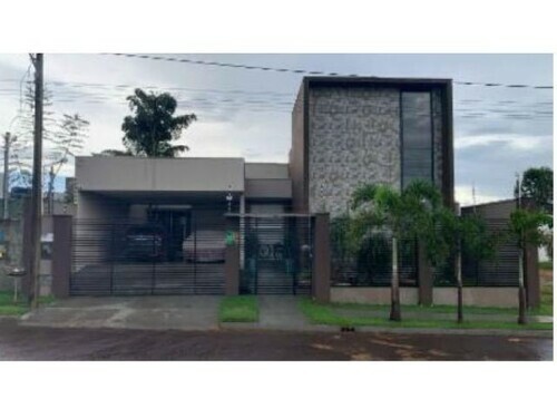 Casa - canarana/mt