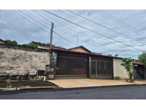 Casa - conjunto residencial aruanã i - goiânia/go