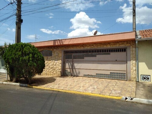 Leilão De Casa - Jardim Gobbi - Itirapina/sp
