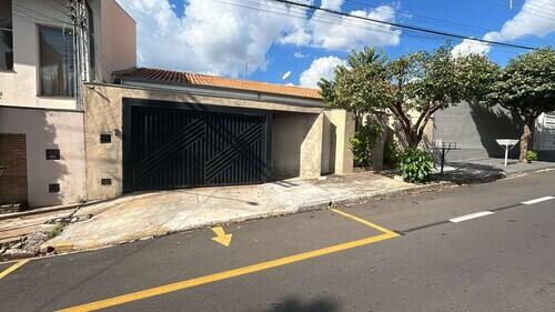 Frazão Leilões Leilão De Imóveis Nos Estados: Pb - Pe - Pr - Rn - Rs - Sc - Sp - To | 3343 Lote 013 Casa - Parque Residencial Paraíso - Catanduva/sp, localizado em Catanduva - SP