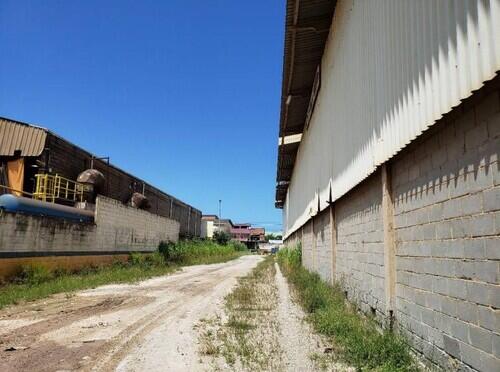 Leilão De 10 Imóveis Comerciais Nos Estados: Mg - Rj - Rs - Sp | Lote 007 Galpão - Lagomar - Macaé/rj, localizado em Macaé - RJ