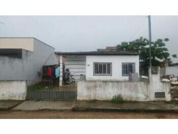 -01 143 0 Casa no Centro, Nossa Senhora das Dores SE Rua das Pitangueiras 162,98 m² 1º