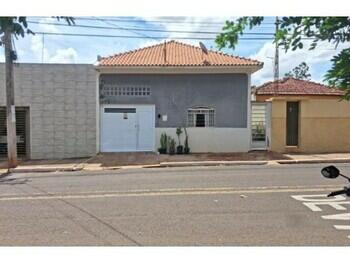 Casa no Centro, São Manuel SP — foto 1