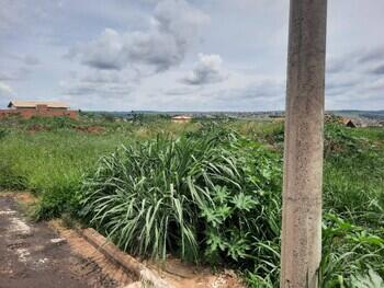 Lote DESOCUPADO no Jardim Timboré, Orlândia, SP