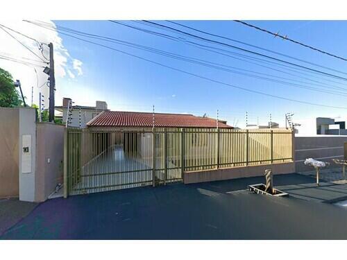 Casa ocupada com 166,84 m² e 3 quartos