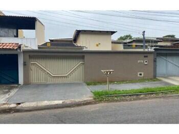 Casa em condomínio no Jardim Califórnia, Goiânia GO