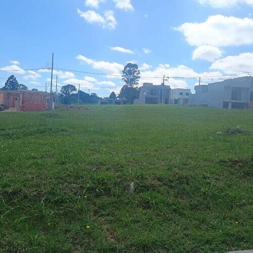Apartamento no Colônia Dona Luíza (foto 2 de 4)