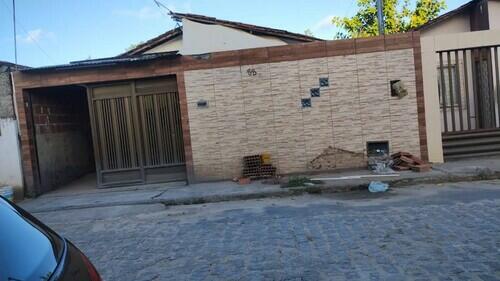 Casa com 2 quartos no Santa Maria (foto 2 de 11)