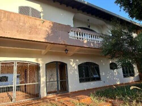 Casa com 3 quartos no Jardim Champagnat (foto 4 de 14)