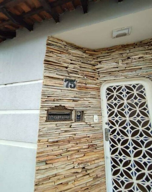 Casa com 1 quarto no Vila Alba (foto 2 de 3)