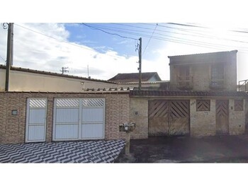 Duas casas no Parque Continental, São Vicente SP