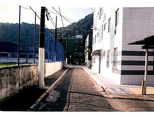 Apartamento com 2 quartos no Canto do Forte (foto 3 de 15)