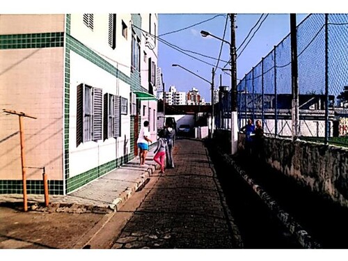 Apartamento com 2 quartos no Canto do Forte (foto 4 de 15)
