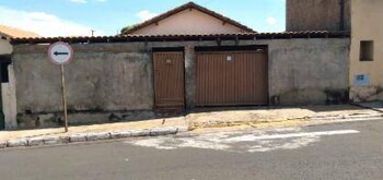 Casa no Conjunto Habitacional Gregório Licori, Quintana, SP — foto principal