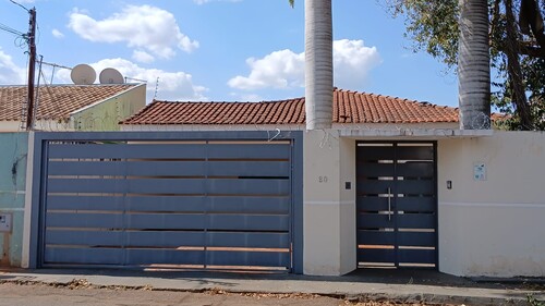Casa com 3 quartos na Vila Bandeirantes (foto 2 de 32)