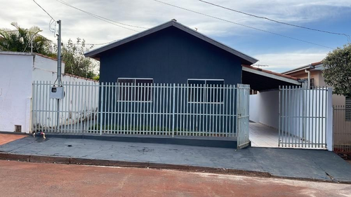 Casa com 3 quartos na Vila Pernambuco (foto 13 de 25)