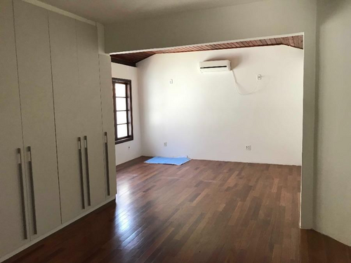 Casa com 4 quartos no Anil (foto 32 de 42)