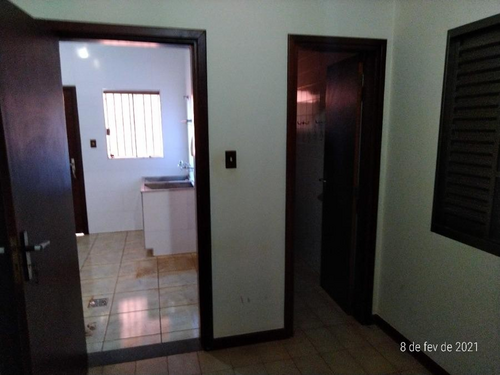Casa na Vila Planalto (foto 8 de 54)
