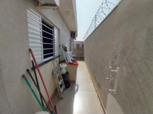 Casa com 3 quartos na Vila Alto Do Paraiso (foto 16 de 18)