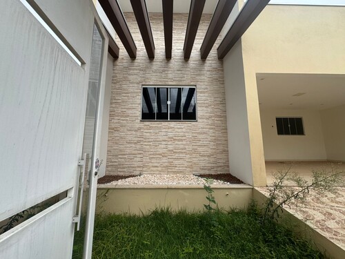 Casa com 3 quartos no Jardim São João (foto 2 de 28)