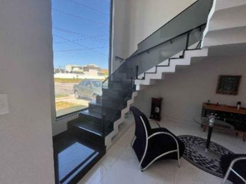 Casa com 6 quartos no Cajueiros (foto 14 de 36)