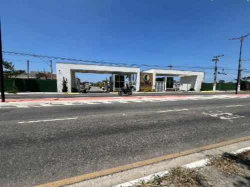 Casa com 6 quartos no Cajueiros (foto 26 de 36)