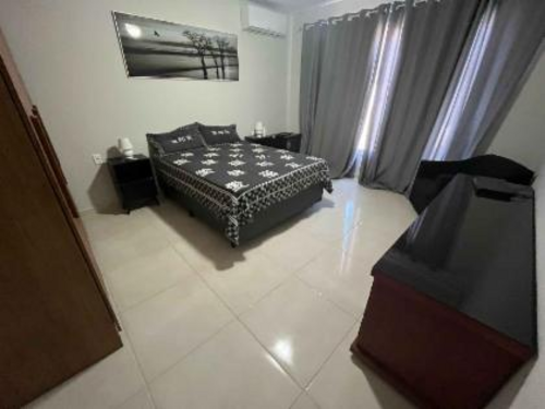 Casa com 6 quartos no Cajueiros (foto 28 de 36)