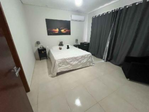 Casa com 6 quartos no Cajueiros (foto 36 de 36)