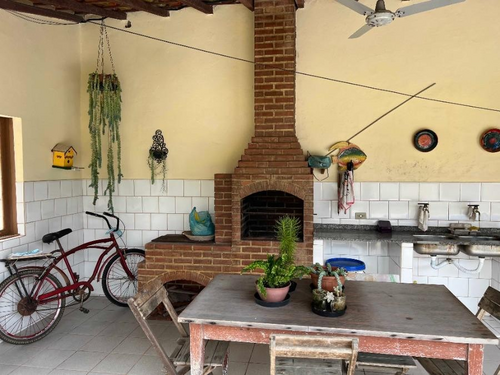 Casa com 3 quartos no Balneário Jaconé (foto 2 de 44)