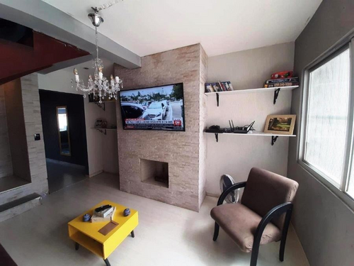 Casa com 2 quartos no Jardim Do Bosque (foto 4 de 27)