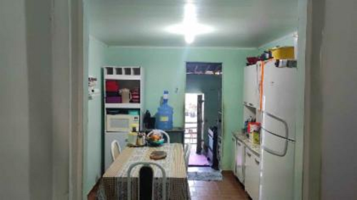 Casa com 2 quartos no Centro (foto 4 de 10)