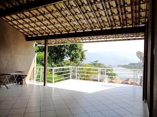 Casa com 4 quartos no Piratininga (foto 4 de 24)